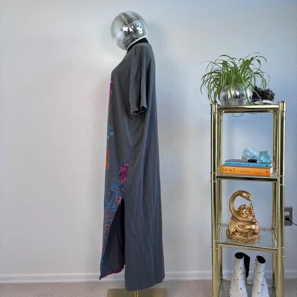 NATURAL LIFE | Life is a Canvas Maxi T-shirt Dress, Medium, Cotton, Peace - Picture 15 of 16